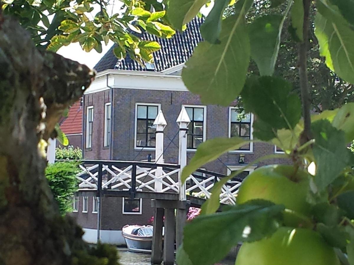Lovely Holiday Home In Hindeloopen Exterior photo
